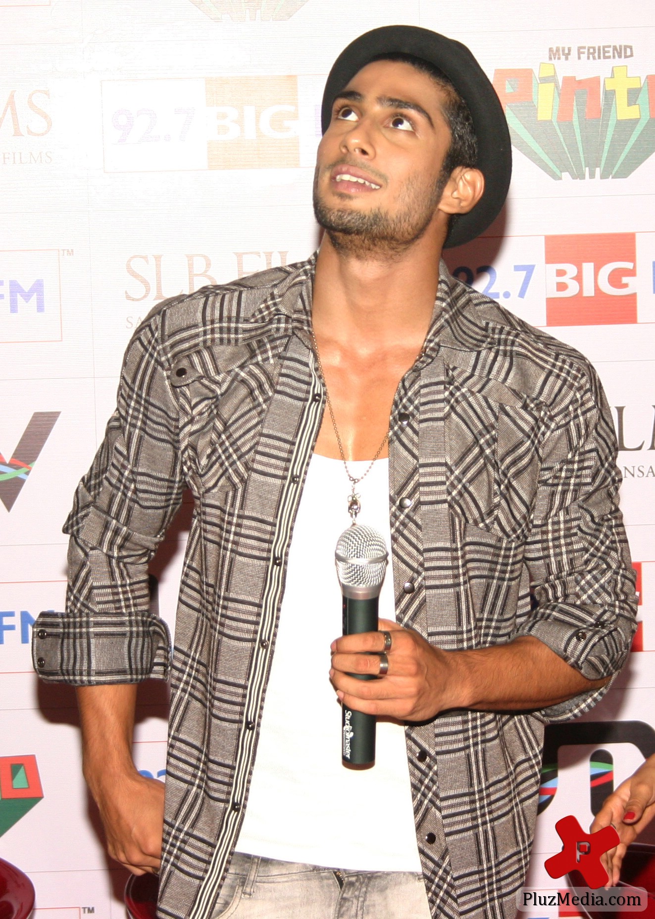 Prateik Babbar at DLF Mall to promote 'My Friend Pinto' pictures | Picture 79938